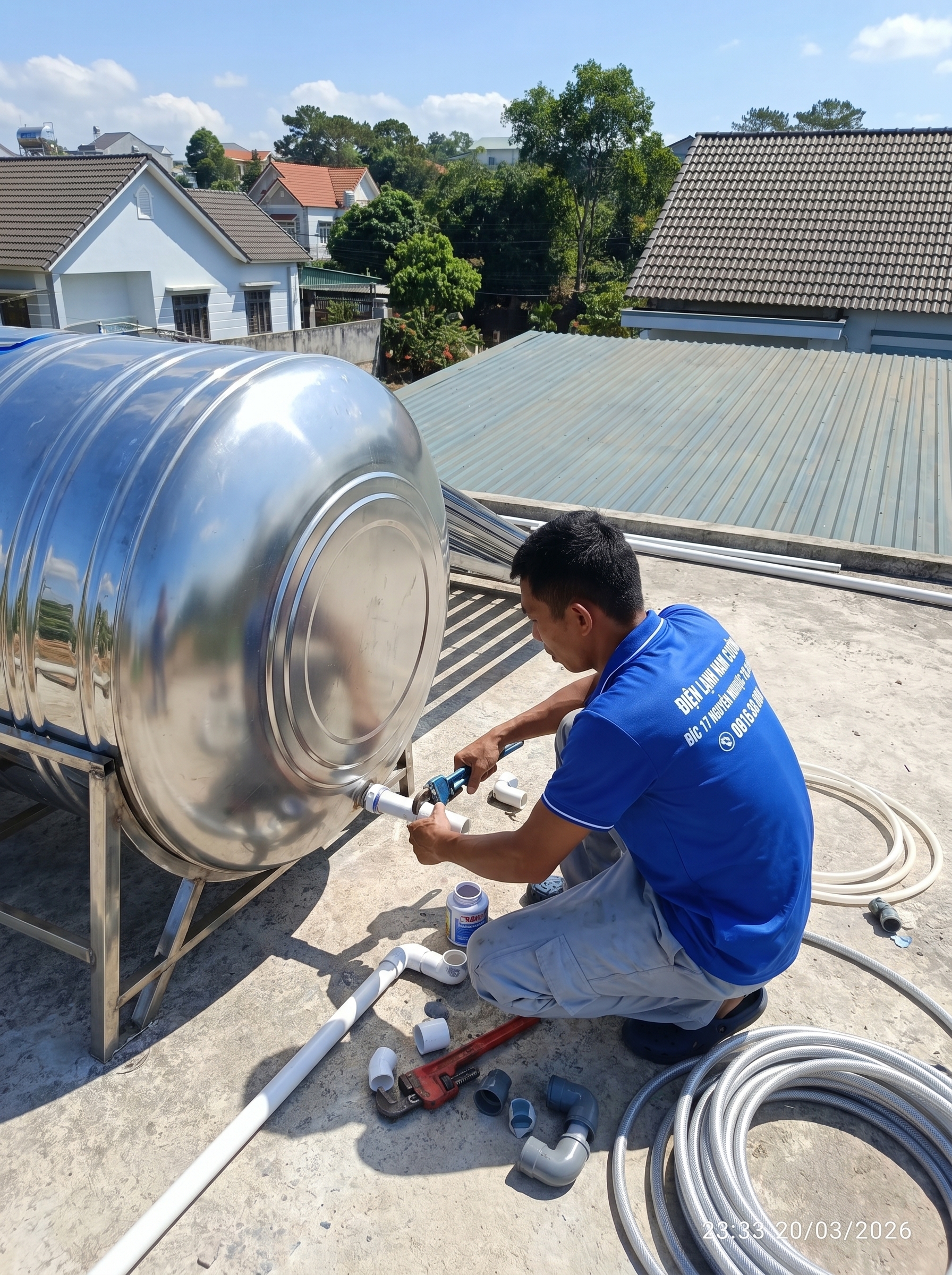 Máy Nước Nóng Năng Lượng Mặt Trời - Hình 1